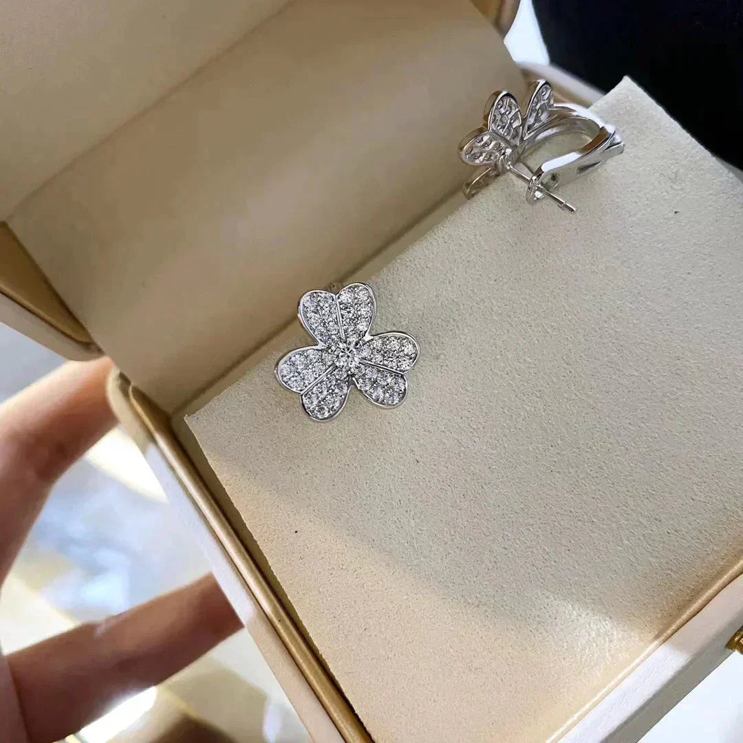 [⭐moonlume]CLOVER COMOS DIAMOND EARRINGS SILVER