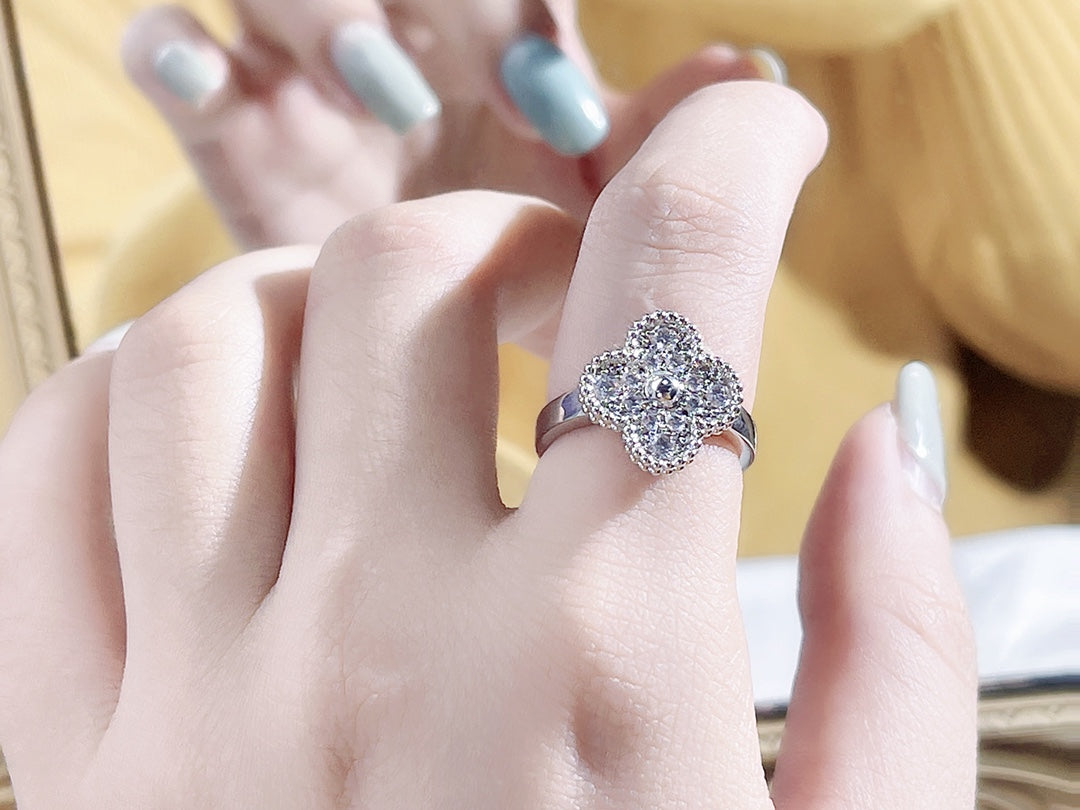 [⭐moonlume]CLOVER DIAMOND RING