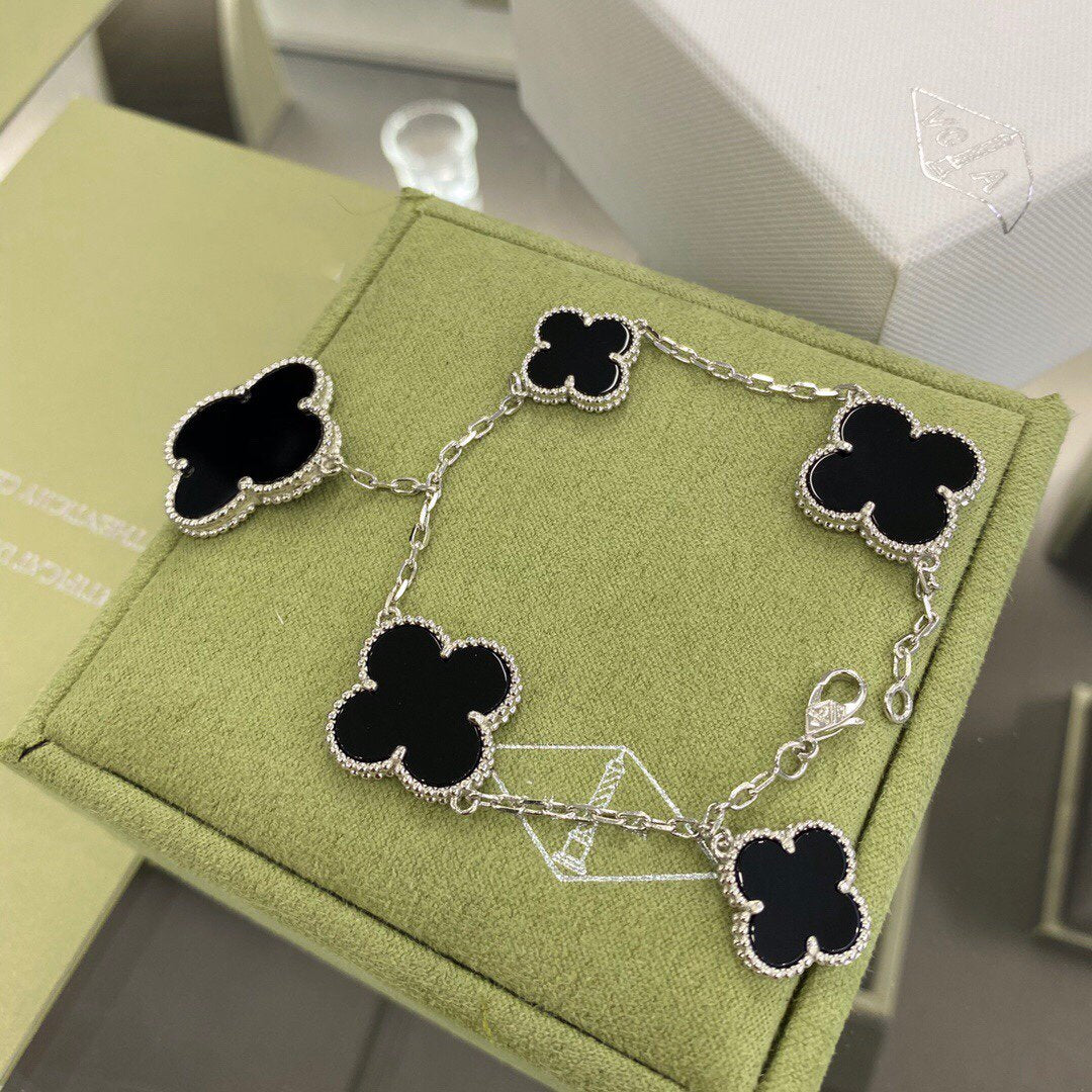 [⭐moonlume]CLOVER 5 MOTIFS SIVLER ONYX BRACELET