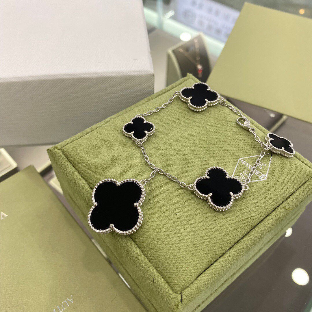 [⭐moonlume]CLOVER 5 MOTIFS SIVLER ONYX BRACELET
