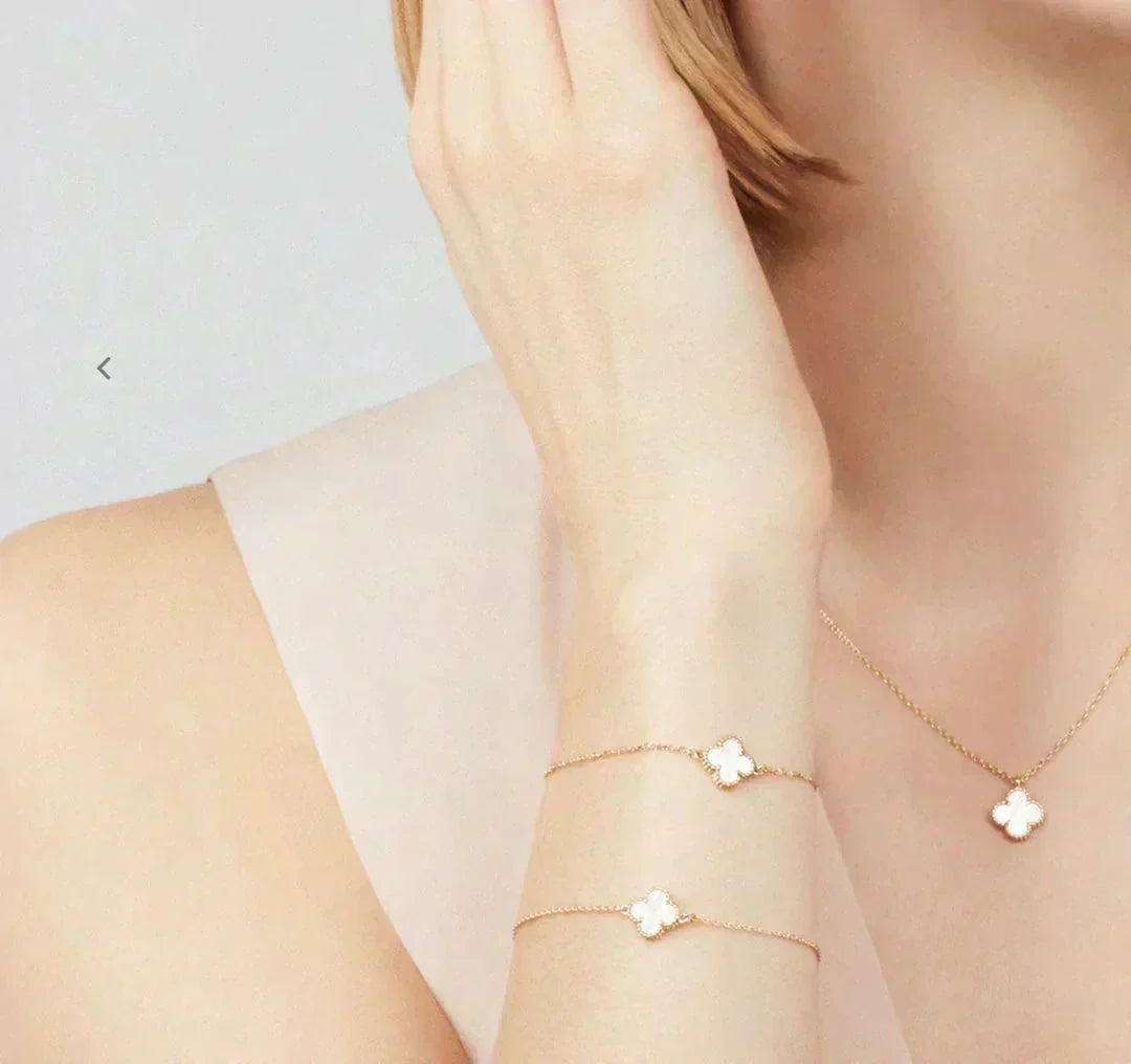 [⭐moonlume]CLOVER MINI 9.5MM WHITE MOTHER-OF-PEARL NECKLACE