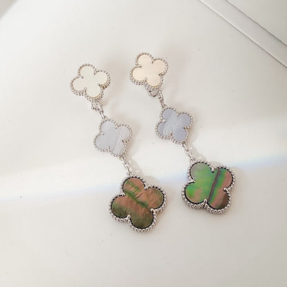 [⭐moonlume]CLOVER 3 MOTIFS CHALCEDONY DARK MOP SILVER EARRINGS