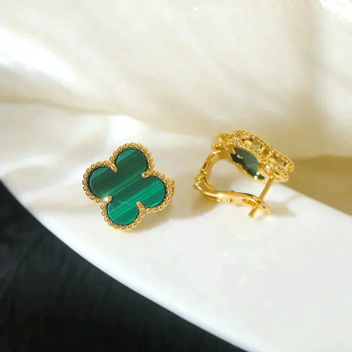 [⭐moonlume]CLOVER MEDIUM 1 MOTIFS MALACHITE  EARRINGS