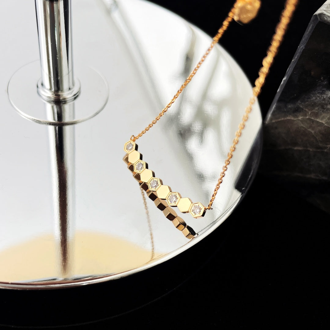 [⭐moonlume]BEE MY LOVE DIAMOND NECKLACE