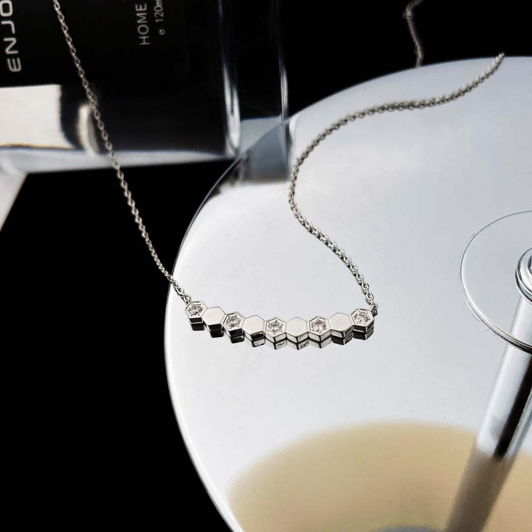 [⭐moonlume]BEE MY LOVE DIAMOND NECKLACE
