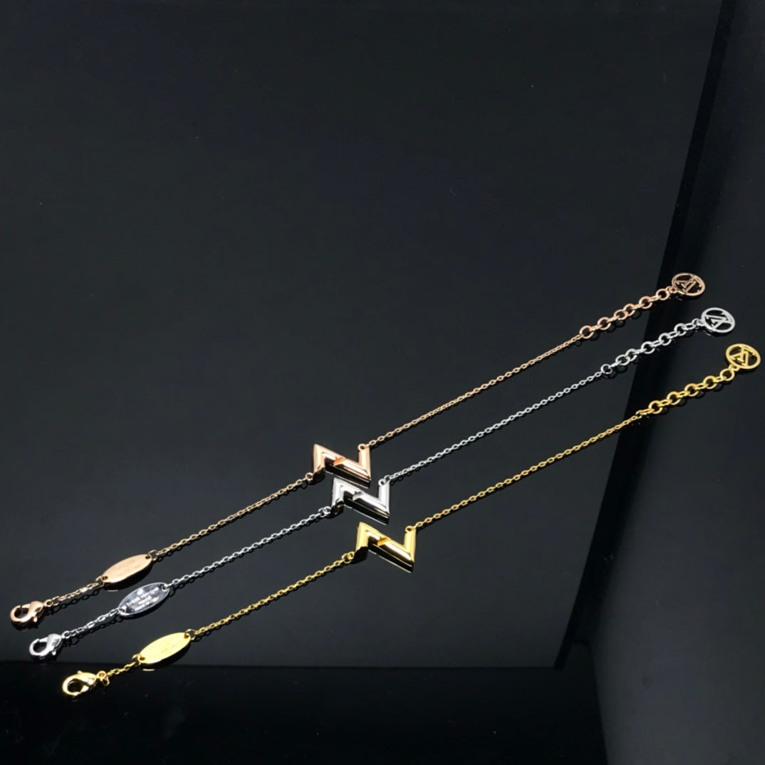 [⭐moonlume]VOLT LV LOGO BRACELET