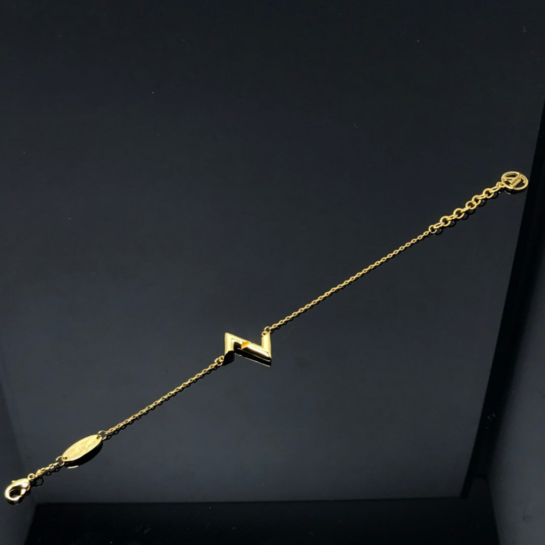 [⭐moonlume]VOLT LV LOGO BRACELET