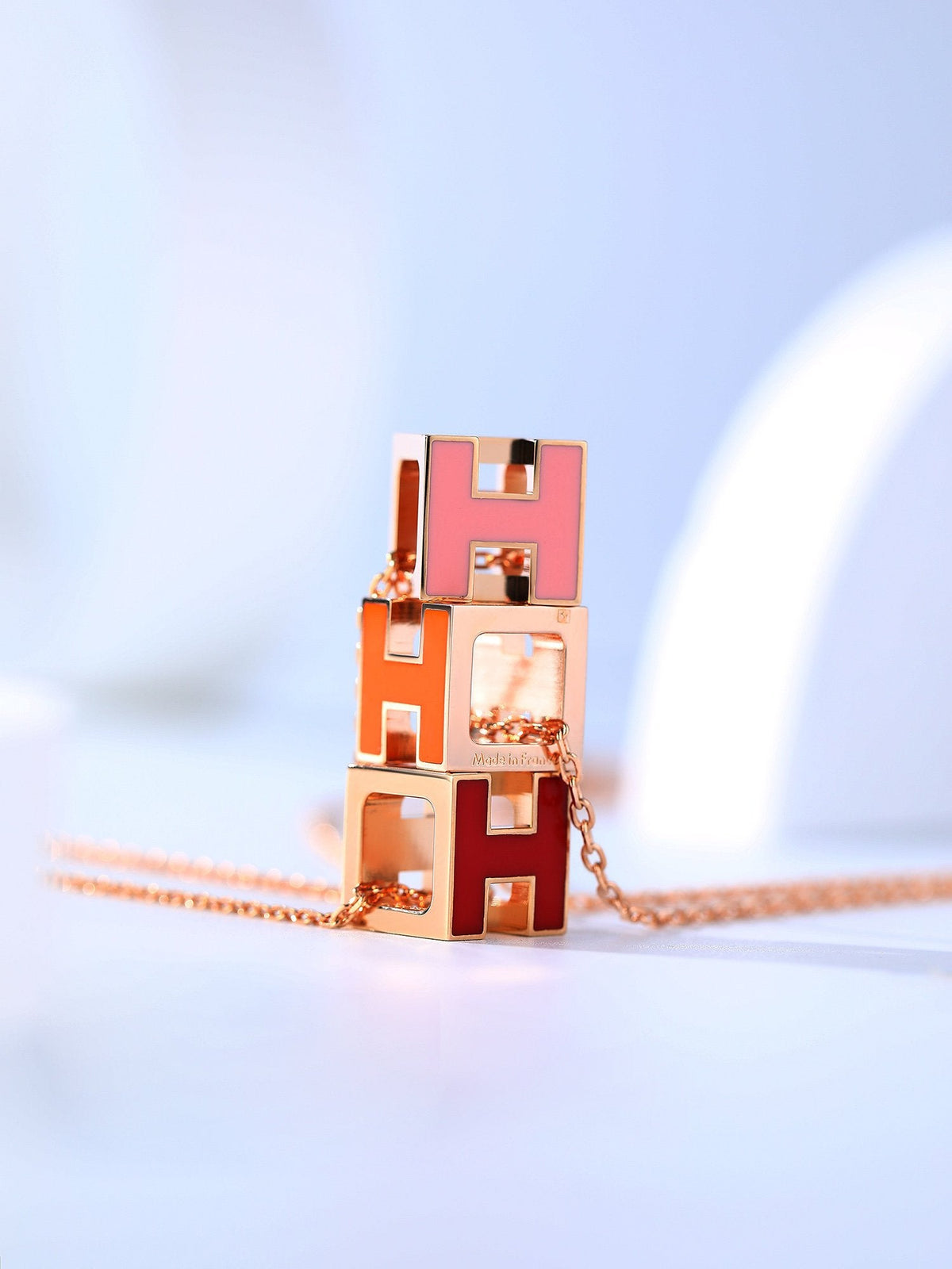 [⭐moonlume]H CAGE PINK GOLD NECKLACE