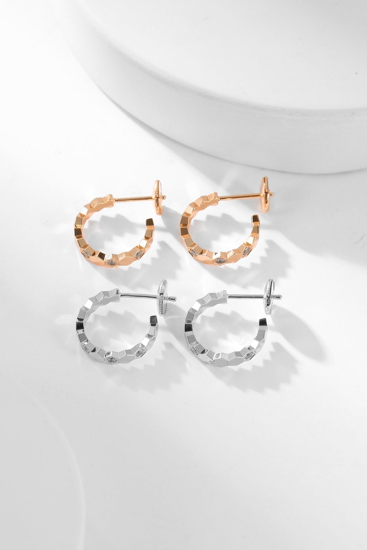 [⭐moonlume]BEE LOVE DIAMOND HOOP EARRINGS