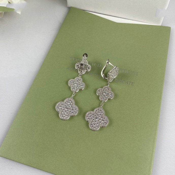 [⭐moonlume]CLOVER 3 MOTIF DIAMOND SILVER DROP EARRINGS