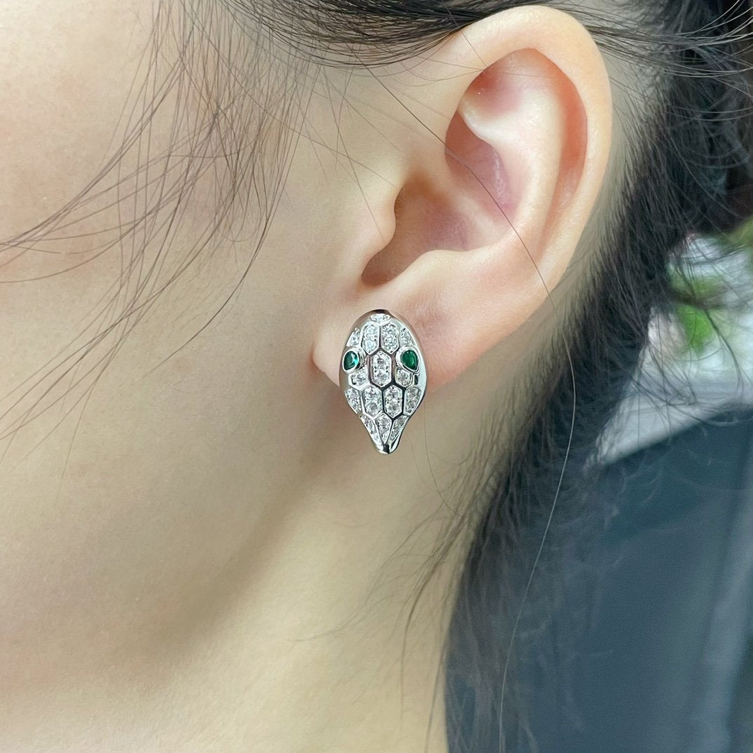 [⭐moonlume]SERPENT DIAMOND STUD EARRINGS