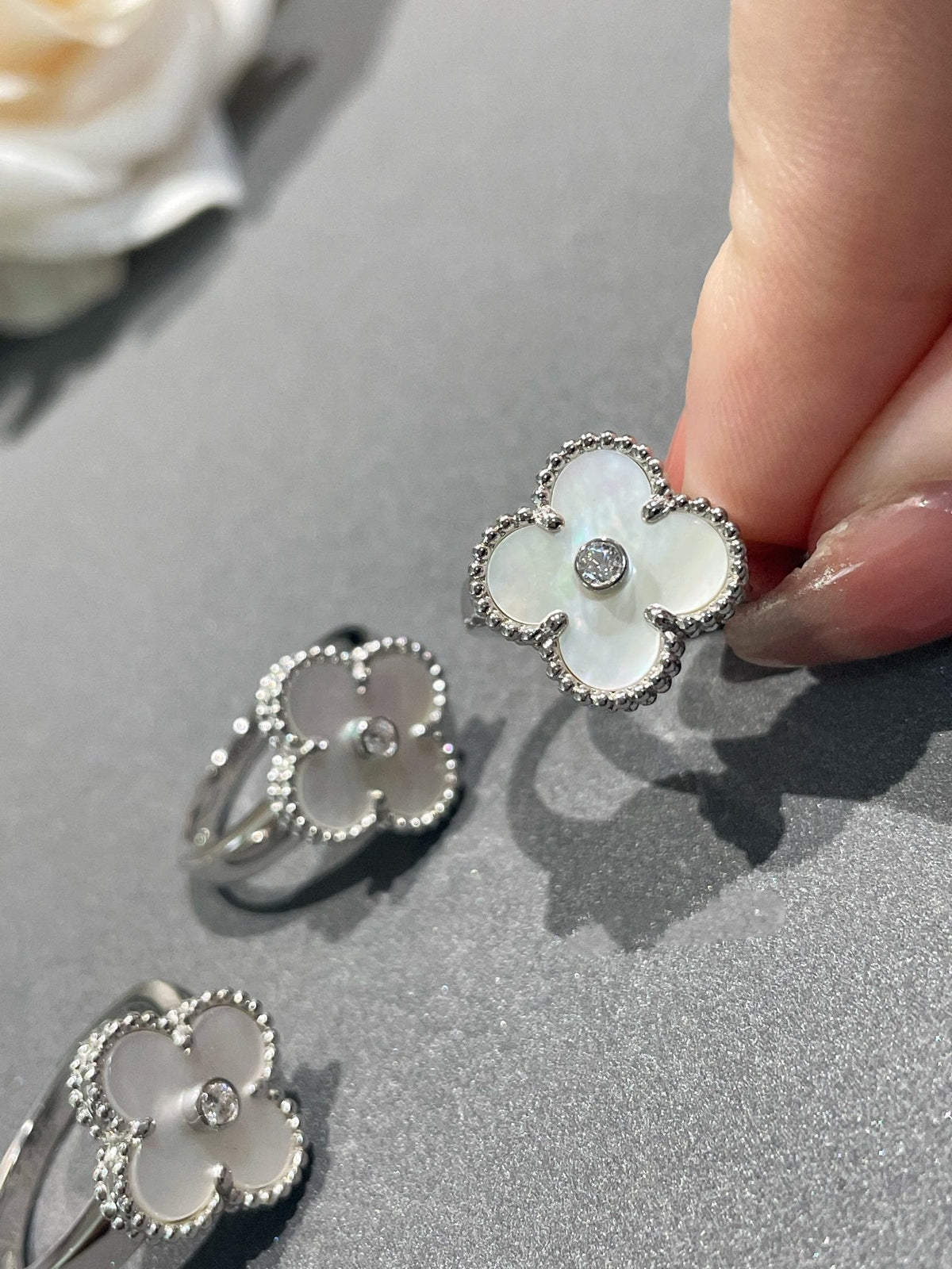 [⭐moonlume]CLOVER SILVER MOP DIAMOND RING