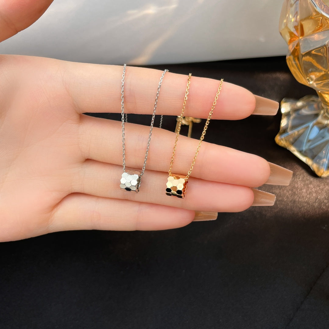 [⭐moonlume]BEE MINI NECKLACE