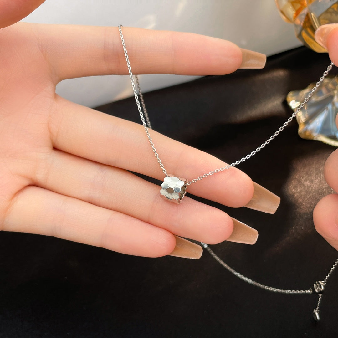 [⭐moonlume]BEE MINI NECKLACE