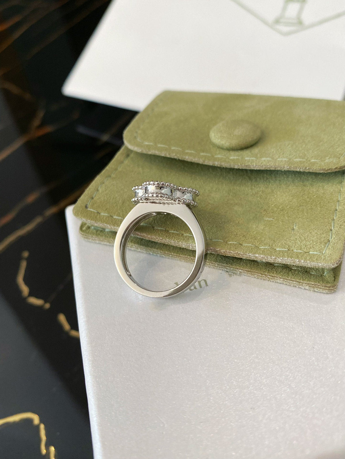 [⭐moonlume]CLOVER SILVER RING