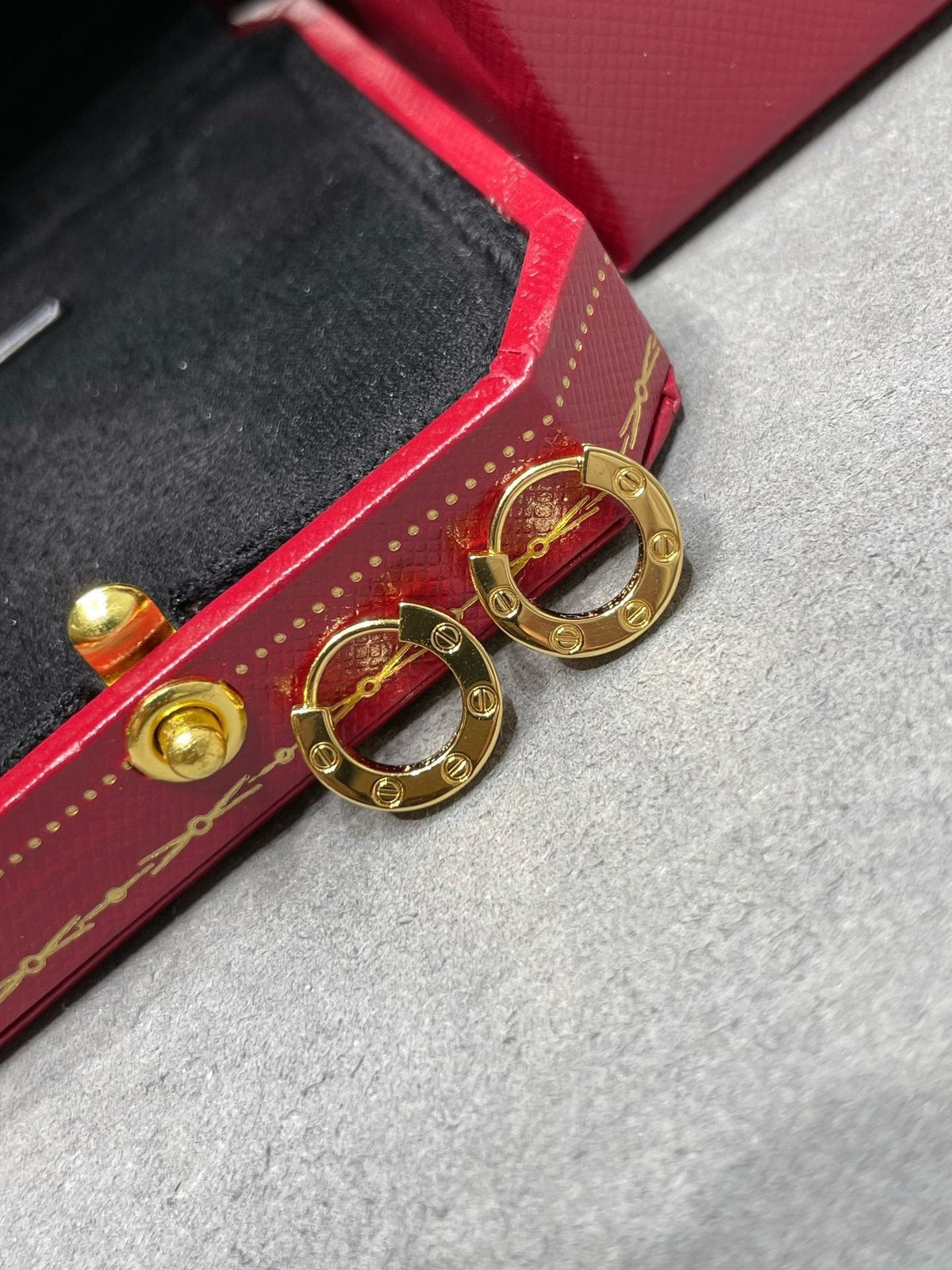 [⭐moonlume]LOVE MINI EARRINGS