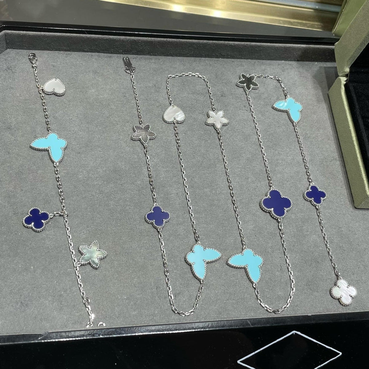 [⭐moonlume]LUCKY CLOVER SILVER 11 MOTIF NECKLACE