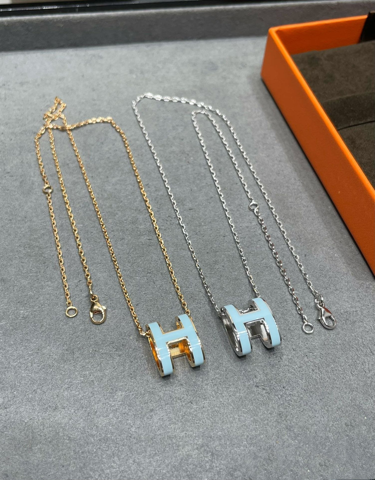 [⭐moonlume]POP H SKY BLUE NECKLACE