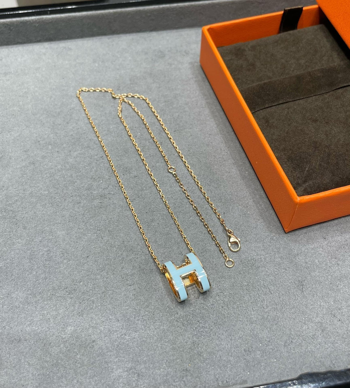 [⭐moonlume]POP H SKY BLUE NECKLACE