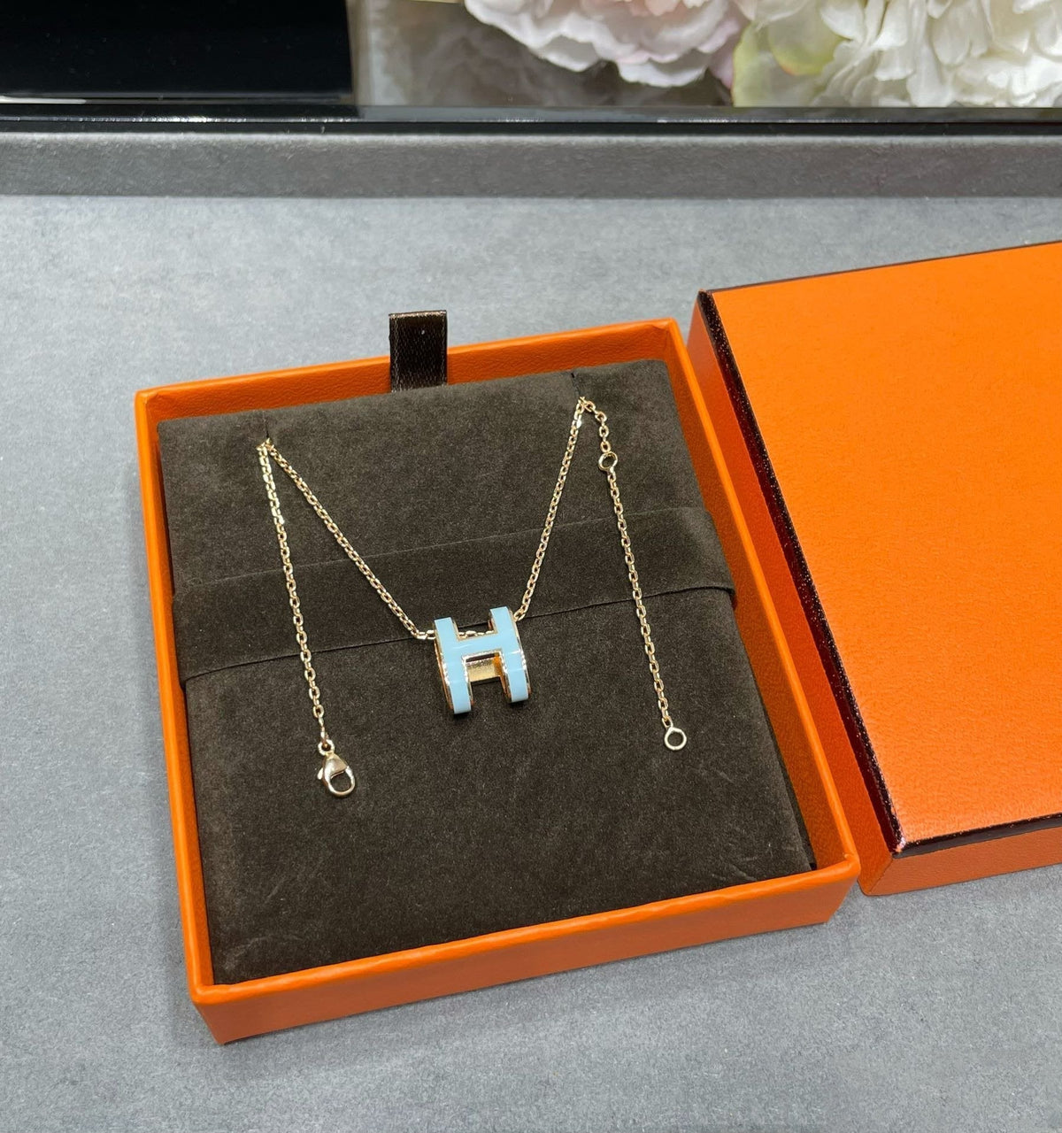 [⭐moonlume]POP H SKY BLUE NECKLACE