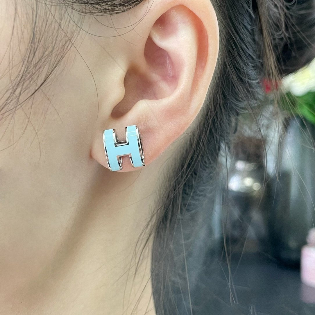 [⭐moonlume]POP H SKY BLUE STUD EARRINGS
