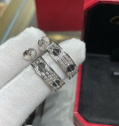 [⭐moonlume]LOVE CERAMIC DIAMOND PAVED SILVER EARRINGS