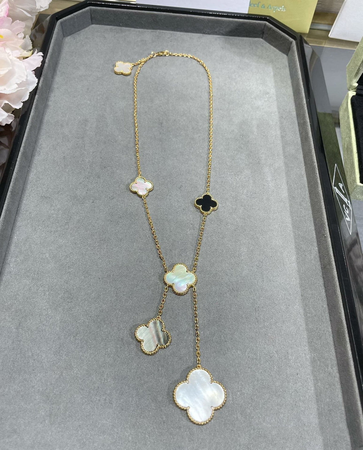 [⭐moonlume]CLOVER 6 MOTIF MOP ONYX GOLD NECKLACE