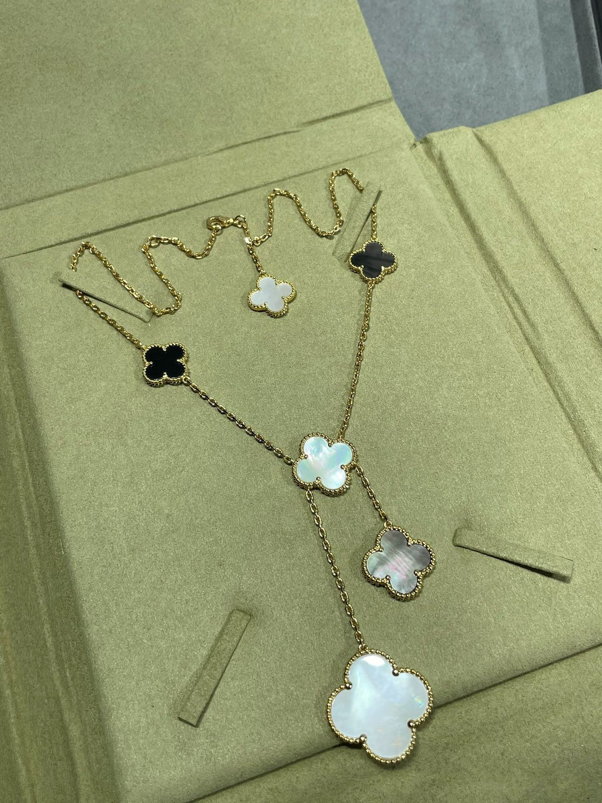 [⭐moonlume]CLOVER 6 MOTIF MOP ONYX GOLD NECKLACE