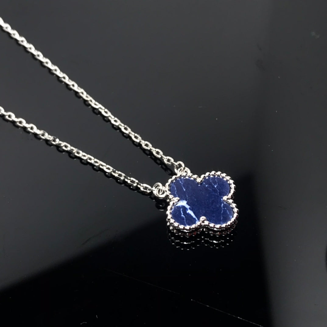 [⭐moonlume]CLOVER PIETERSITE SILVER LONG NECKLACE
