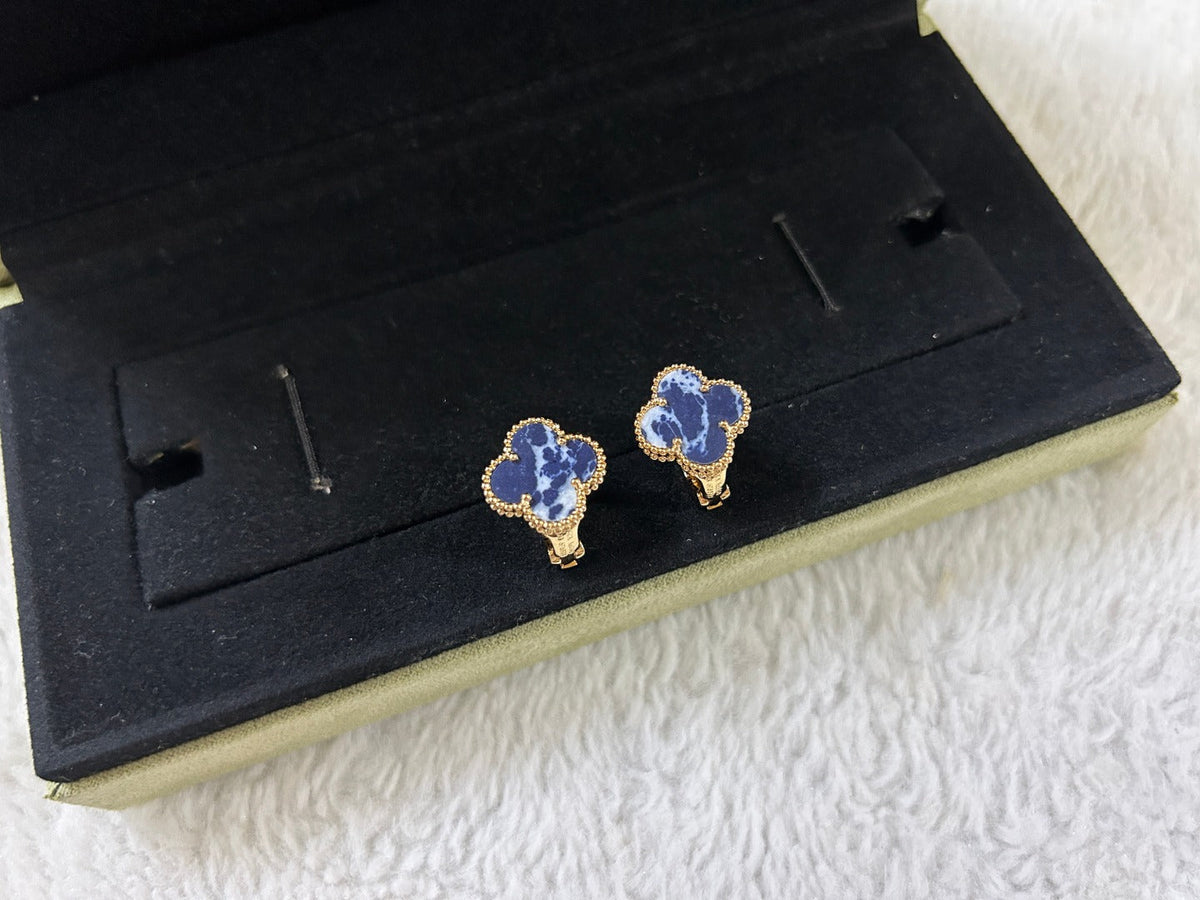 [⭐moonlume]CLOVER PIETERSITE MEDIUM STUD EARRINGS