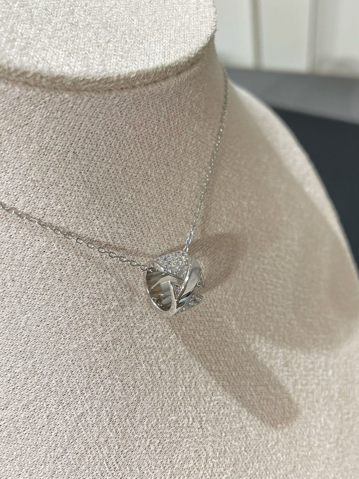 [⭐moonlume]LIENS EVIDENCE DIAMOND PAVED NECKLACE