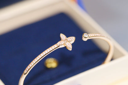 [⭐moonlume]IDYLLE PINK GOLD OPEN BRACELET DIAMOND PAVED