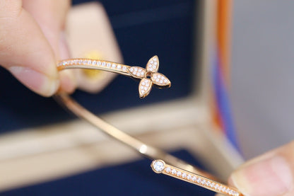 [⭐moonlume]IDYLLE PINK GOLD OPEN BRACELET DIAMOND PAVED