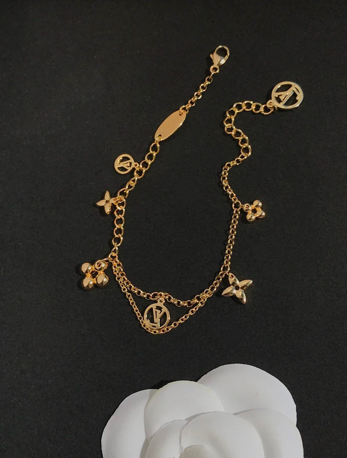 [⭐moonlume]BLOOMING PINK GOLD MOP BRACELET