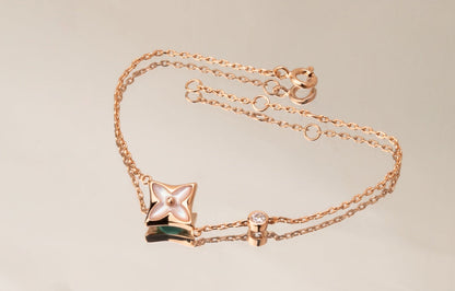 [⭐moonlume]STAR PINK MOP 1 DIAMOND PINK GOLD NECKLACE