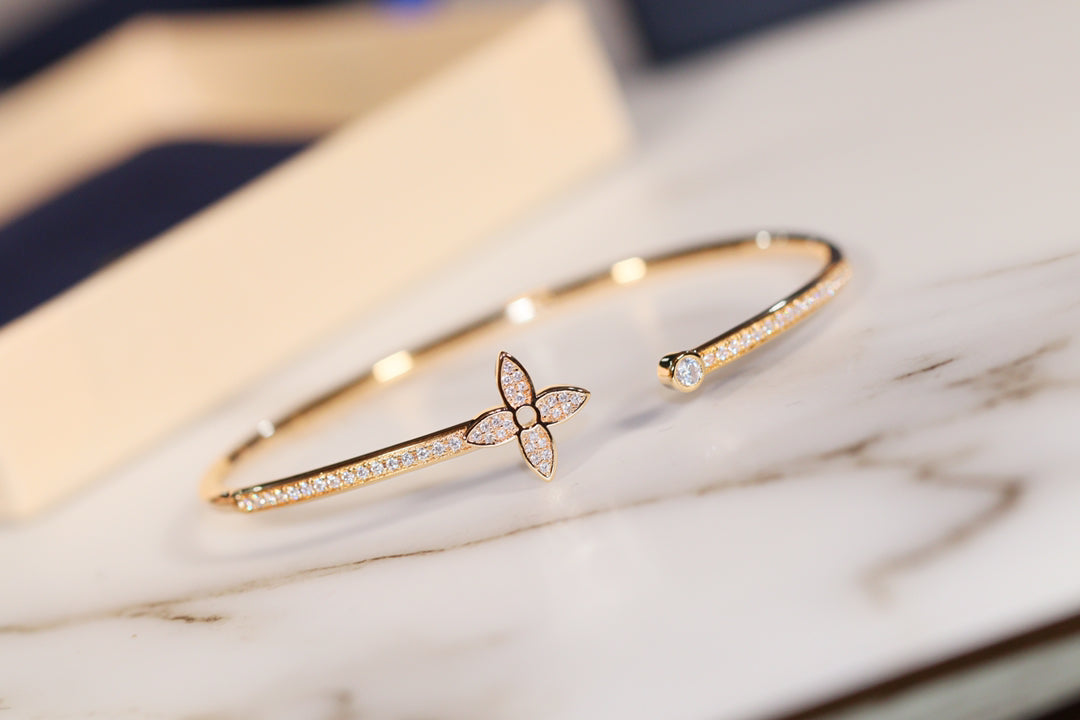 [⭐moonlume]IDYLLE GOLD OPEN BRACELET DIAMOND PAVED