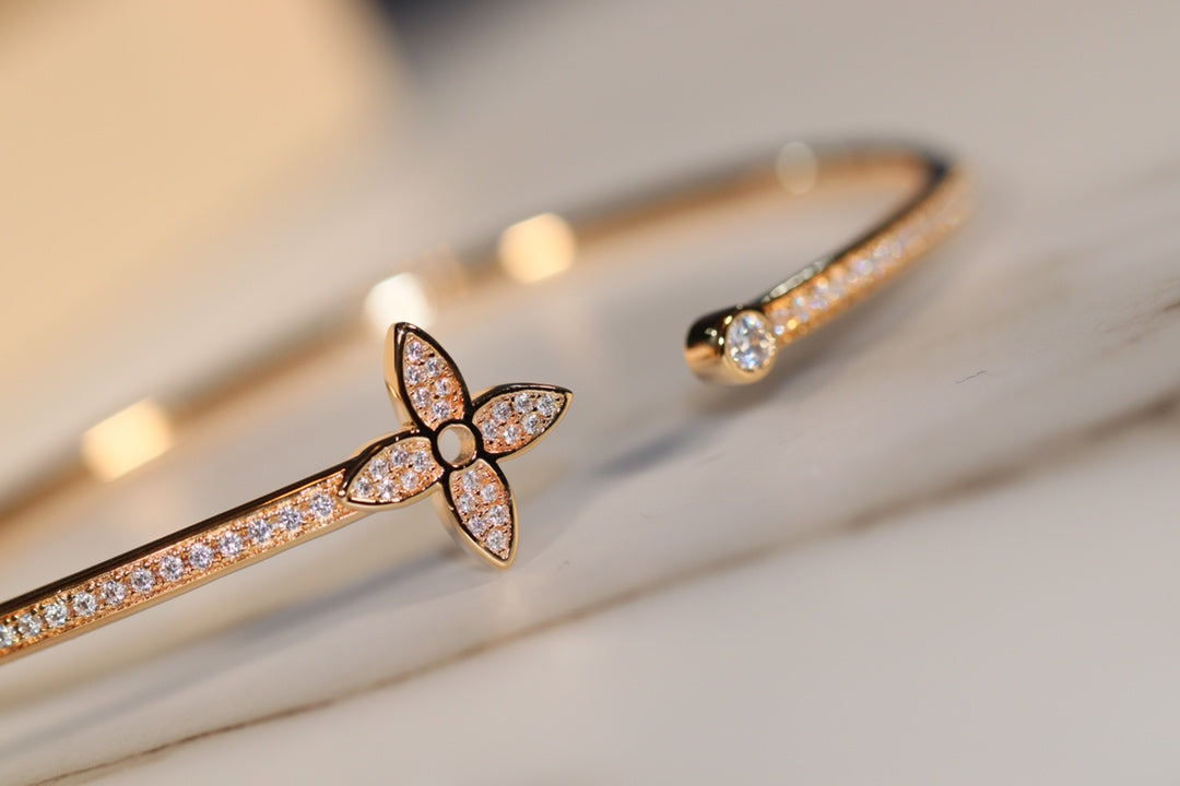 [⭐moonlume]IDYLLE GOLD OPEN BRACELET DIAMOND PAVED