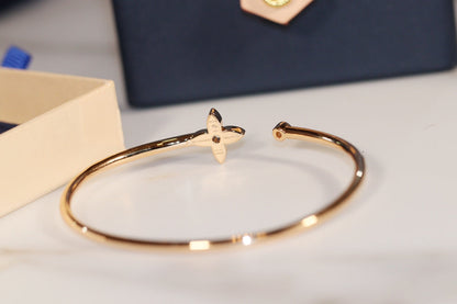 [⭐moonlume]IDYLLE GOLD OPEN BRACELET DIAMOND PAVED