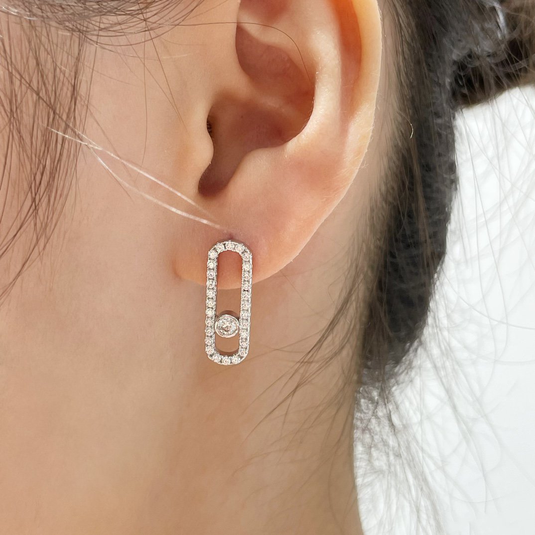 [⭐moonlume]MOVE UNO STUD DIAMOND PAVED EARRINGS