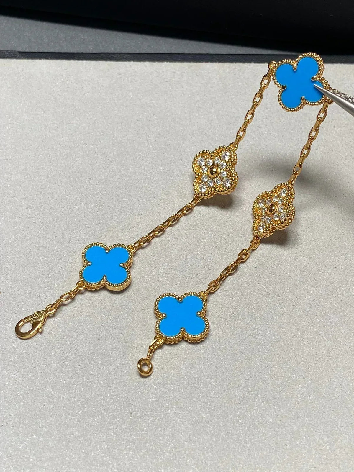 [⭐moonlume] CLOVER 5 MOTIF BLUE AGATE BRACELET COLLECTION