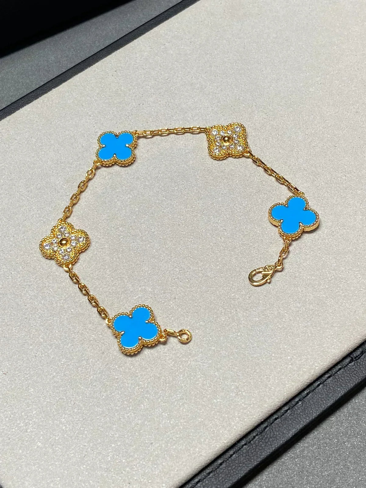 [⭐moonlume] CLOVER 5 MOTIF BLUE AGATE BRACELET COLLECTION