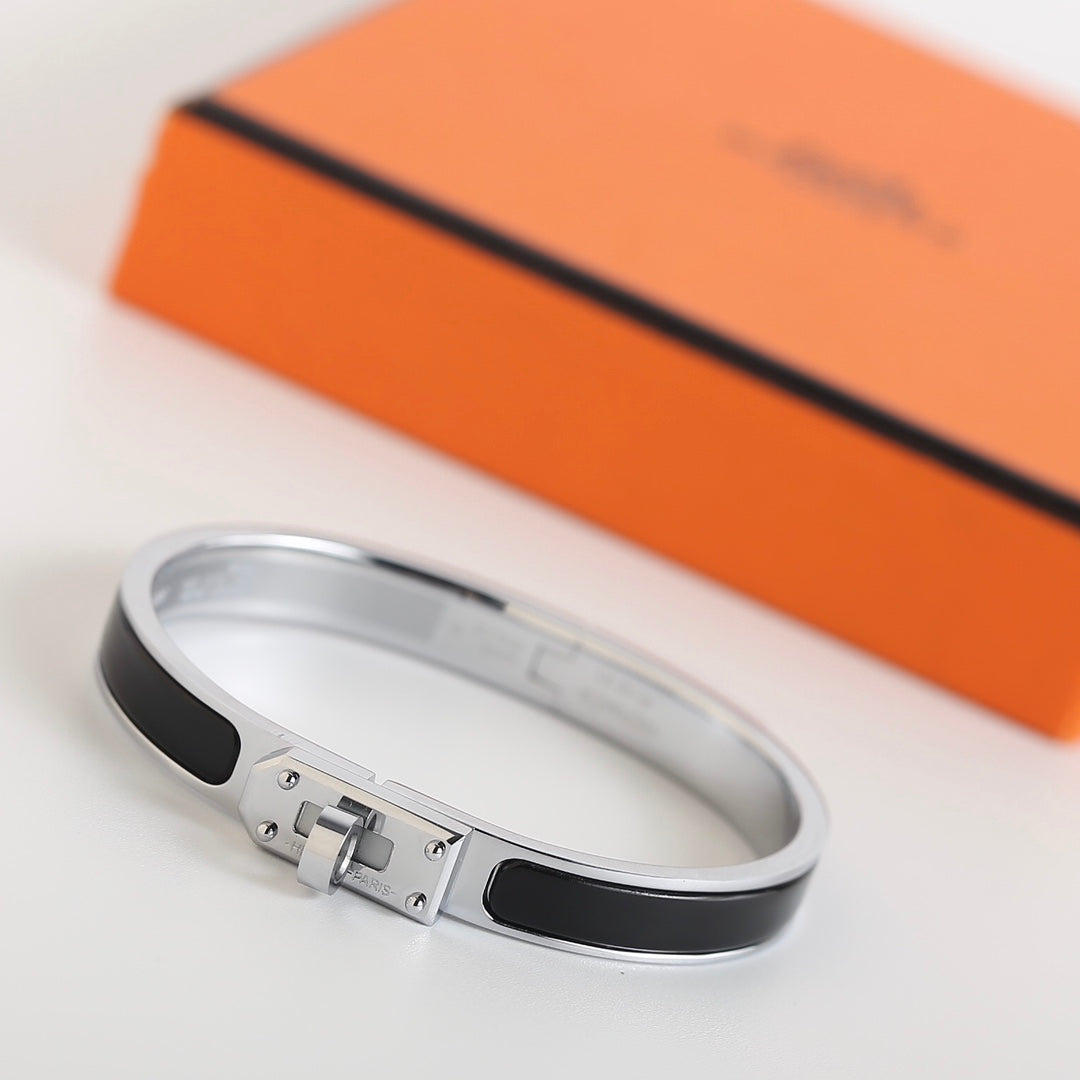 [⭐moonlume]HM KELLY BLACK BRACELET