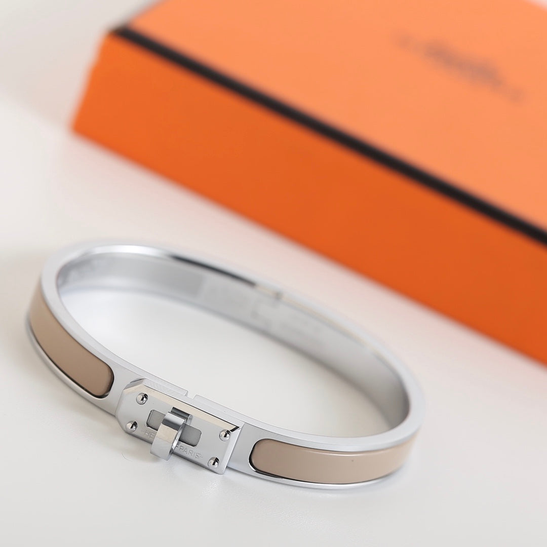 [⭐moonlume]HM KELLY GREY BRACELET