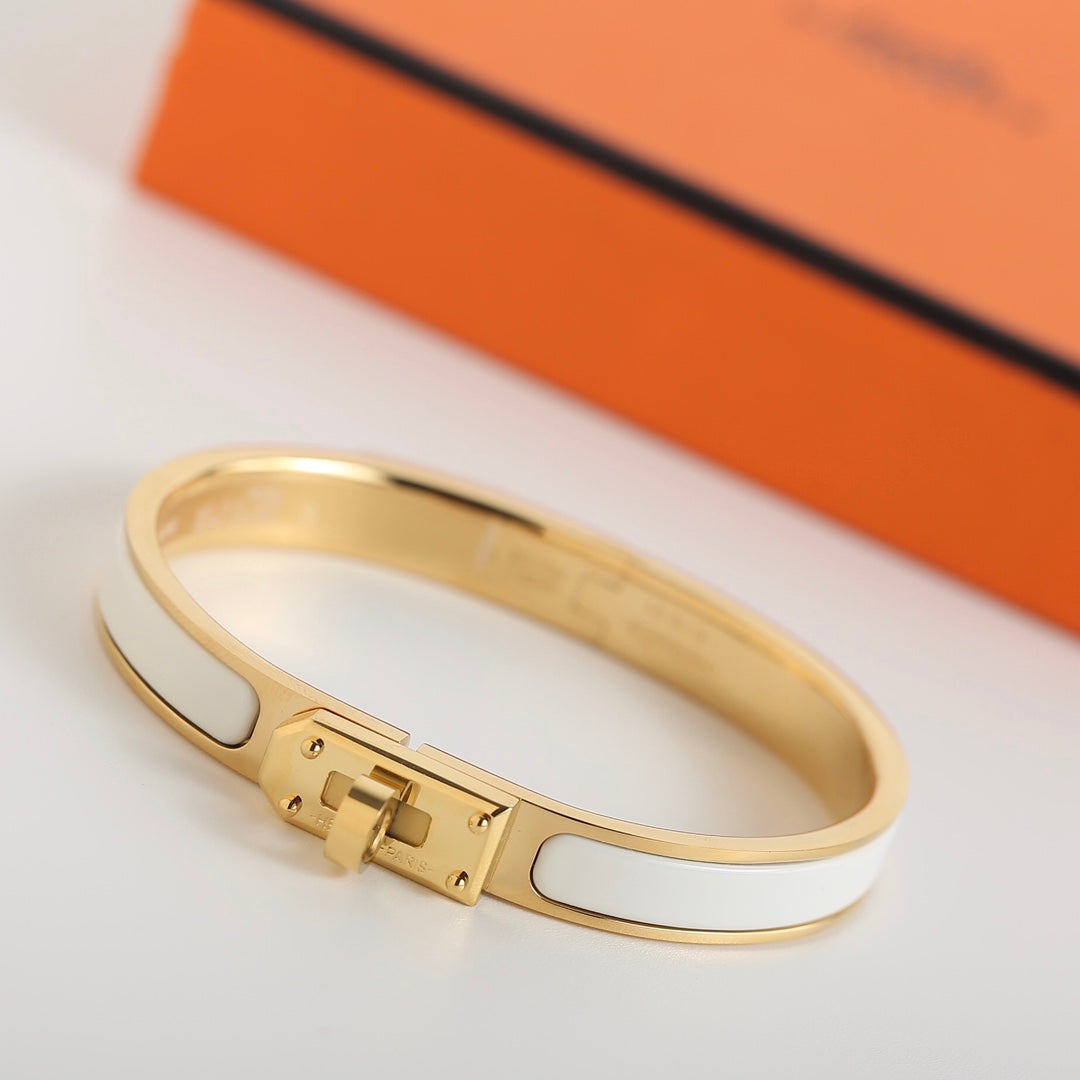 [⭐moonlume]HM KELLY WHITE BRACELET