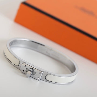 [⭐moonlume]HM KELLY WHITE BRACELET