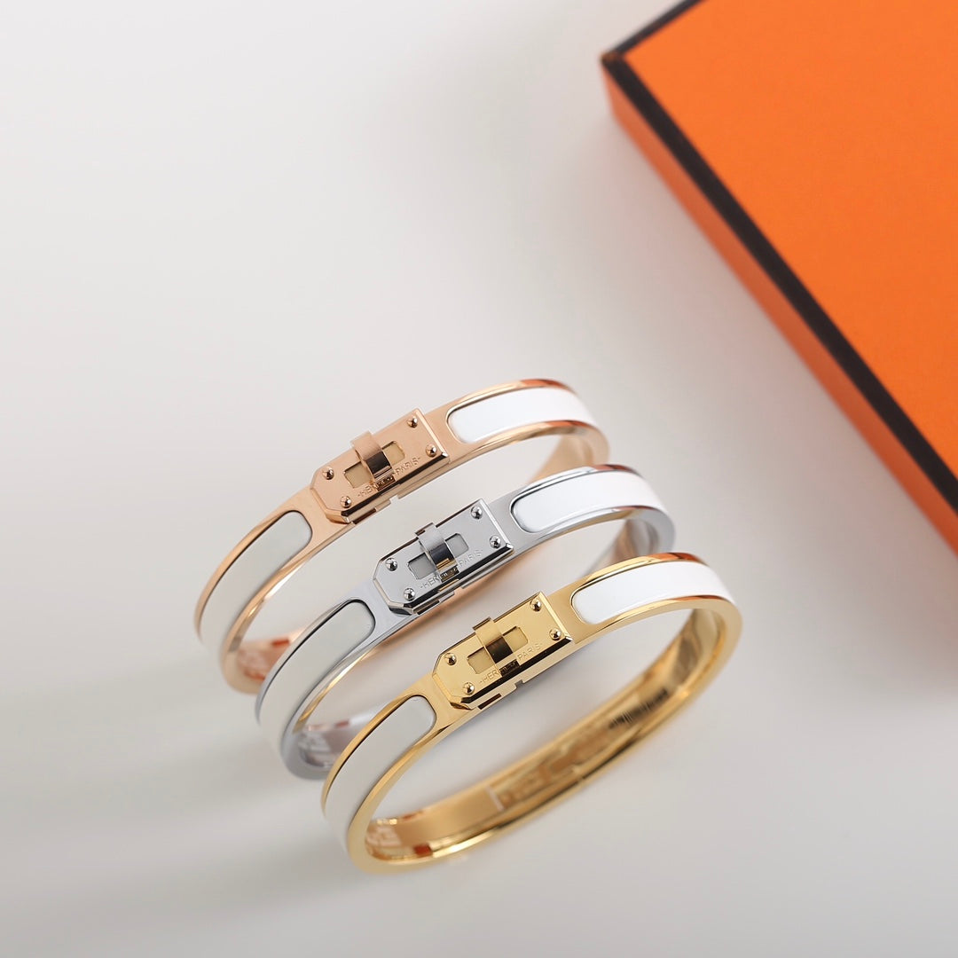 [⭐moonlume]HM KELLY WHITE BRACELET