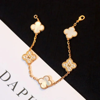 [⭐moonlume]CLOVER WHITE PEARL MOP 5 MOTIF BRACELET COLLECTION