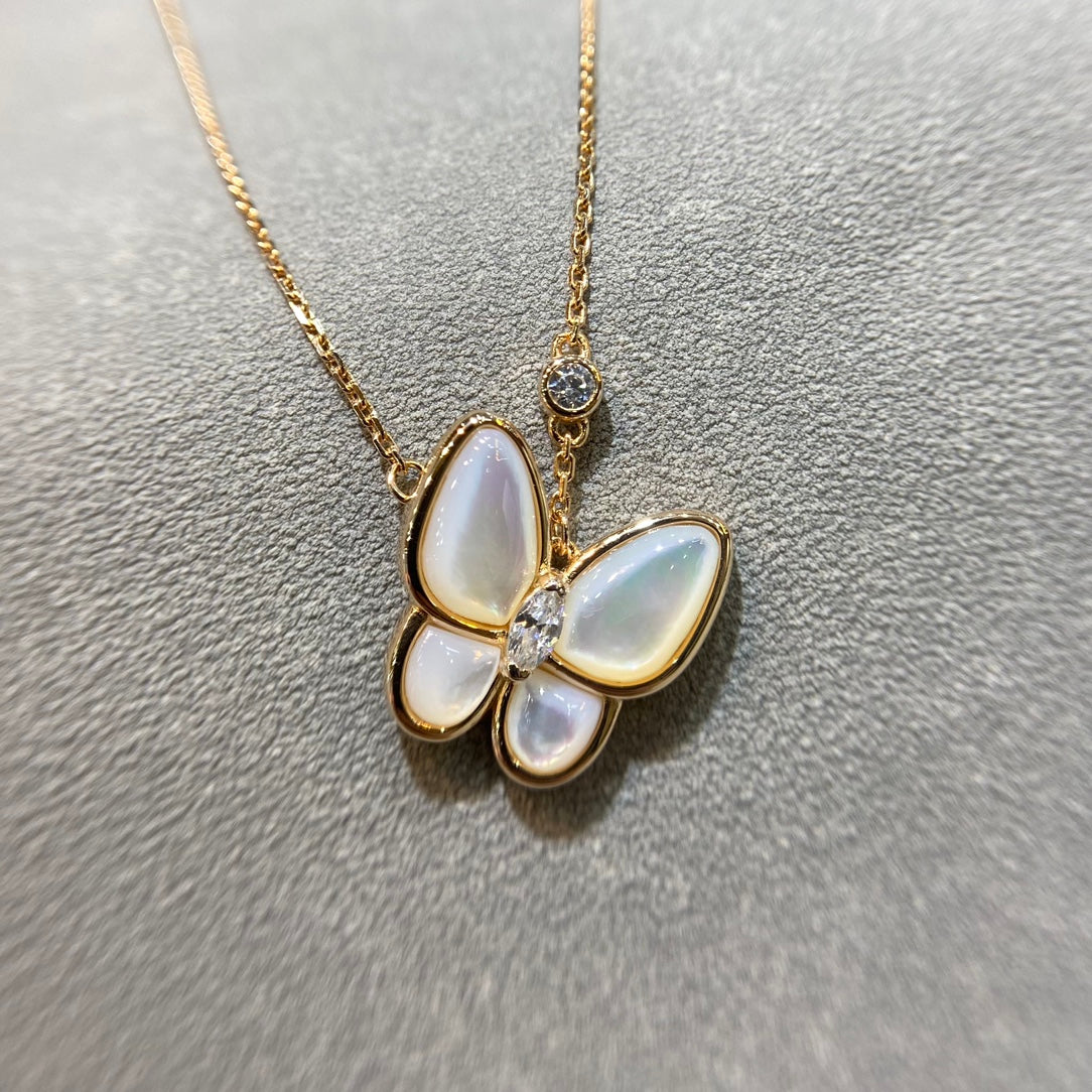 [⭐moonlume]BUTTERFLY MOP DIAMOND NECKLACE