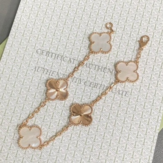[⭐moonlume]CLOVER WHITE PEARL MOP 5 MOTIF BRACELET COLLECTION