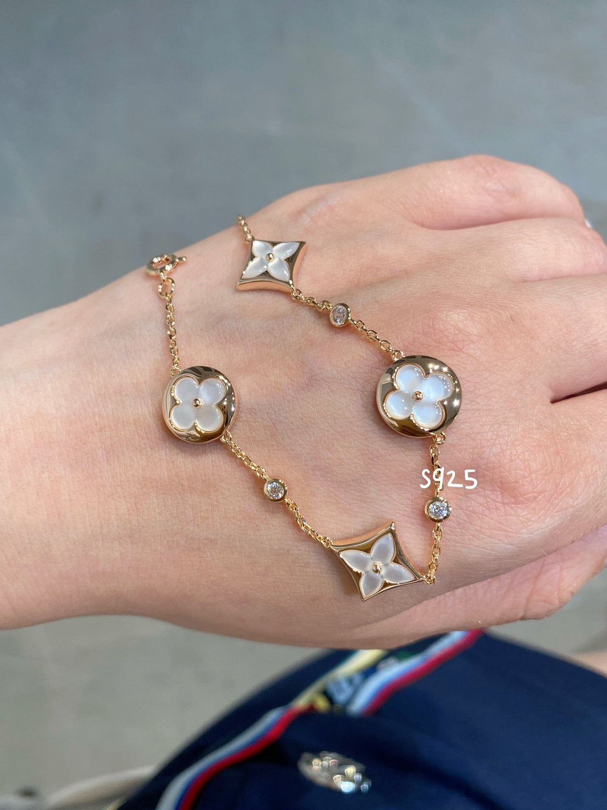 [⭐moonlume]STAR AND SUN 4 MOTIF WHITE MOP PINK GOLD BRACELET